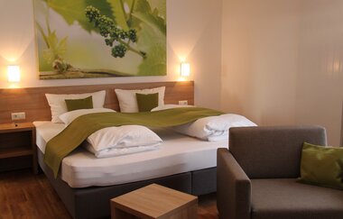 Benz  Das Weinhotel
