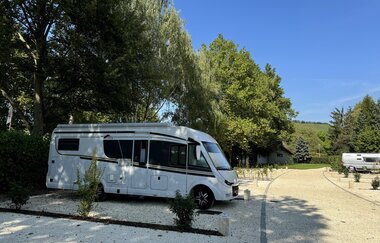 Camper auf Campingplatz in Neckarsulm CamperChillCorner | © Touristikgemeinschaft HeilbronnerLand | Oliver Gänssler