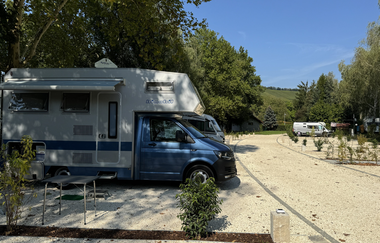 Camper auf Campingplatz in Neckarsulm CamperChillCorner | © Touristikgemeinschaft HeilbronnerLand | Oliver Gänssler