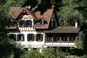 Das Haus am Hang in Schwäbisch Hall: Außenansicht | © Hohenlohe Schwäbisch Hall