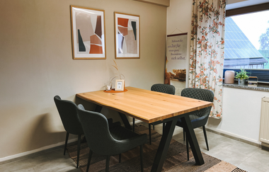 Dorfplatz Loft in Schrozberg: Esstisch | © Hohenlohe Schwäbisch Hall