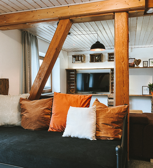Dorfplatz Loft in Schrozberg: Wohnzimmer | © Hohenlohe Schwäbisch Hall