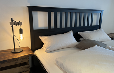 Dorfplatz Loft in Schrozberg: Schlafzimmer | © Hohenlohe Schwäbisch Hall