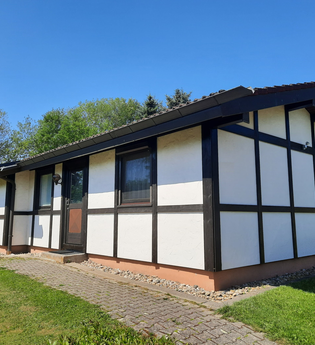 Robinson außen / Odenwald | © Feriendorf Waldbrunn GmbH