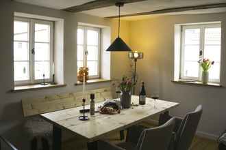 Ferienhaus im Jagsttal: Gerbertor – Urlaub im Denkmal mit Wiese und Bachlauf | © Danuta Gutheiß