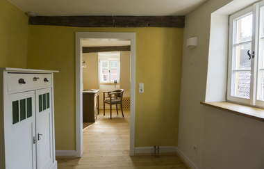 Ferienhaus im Jagsttal: Gerbertor – Urlaub im Denkmal mit Wiese und Bachlauf | © Danuta Gutheiß