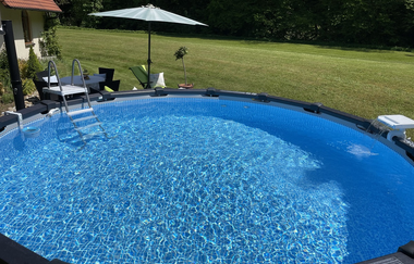 Ferienidyll Aumühle in Rot am See: Pool | © Hohenlohe Schwäbisch Hall