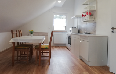 Küche mit Essbereich | Ferienwohnung Jagsttal Oase | Neudenau | HeilbronnerLand | © Ferienwohnung Jagsttal Oase