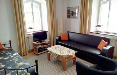 Ferienwohnungen Familie Maier: Schlaf- und Wohnzimmer | © Hohenlohe Schwäbisch Hall