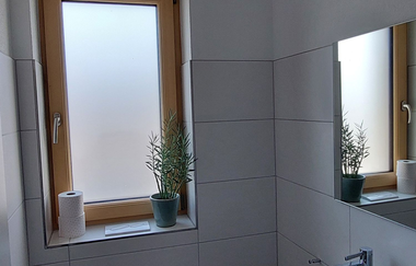 WC mit Toilette und Waschbecken | © Neckar-Zaber-Tourismus e.V.