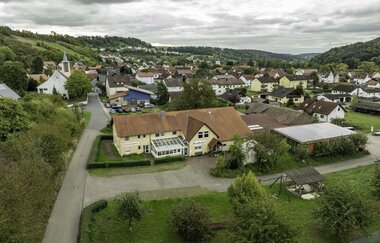 Luftaufnahme vom Gästehaus | © Touristikgemeinschaft Hohenlohe e.V. | Dominik Rau