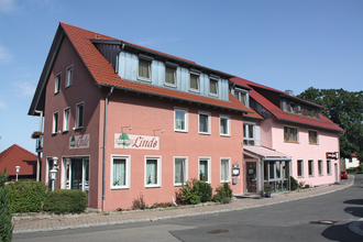 Das Gasthaus Linde liegt am Ortsrand von Weldingsfelden. | © Touristikgemeinschaft Hohenlohe e. V. | Gasthaus Linde