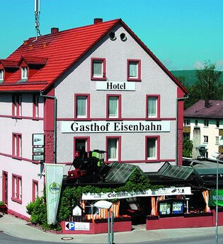 Gasthof-Destille Eisenbahn