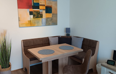 Essecke Hofmann's Ferienwohnung | © Hofmanns leckeres Eis vom Bauernhof