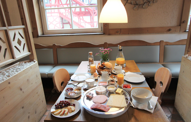 Frühstück im Hotel Adler | Bad Friedrichshall | HeilbronnerLand | © Hotel Adler