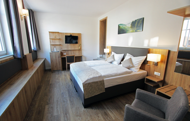Doppelzimmer Hotel Adler | Bad Friedrichshall | HeilbronnerLand | © Hotel Adler