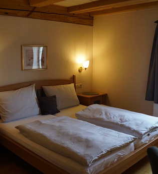 Hotel & Café Fachwerk in Vellberg: Zimmeransicht | © Hohenlohe Schwäbisch Hall