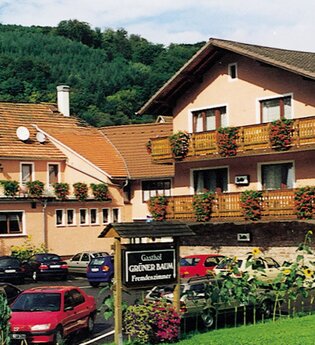 Außenansicht Hotel-Restaurant Grüner Baum / Odenwald | © Hotel-Restaurant Grüner Baum GbR
