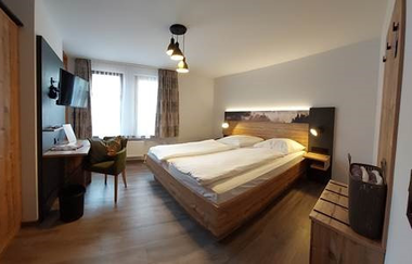 Doppelzimmer im Landhotel Gasthof Krone | © Touristikgemeinschaft Hohenlohe e. V. | Landhotel Gasthof Krone