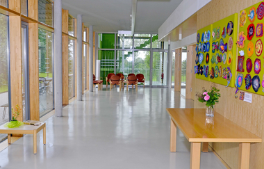 Flur zu den Seminarräumen | © Touristikgemeinschaft Hohenlohe e. V.  | Ländliche Heimvolkshochschule Hohebuch