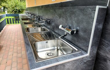 Naturcamping Braunsbach Spülbereich | © Hohenlohe Schwäbisch Hall