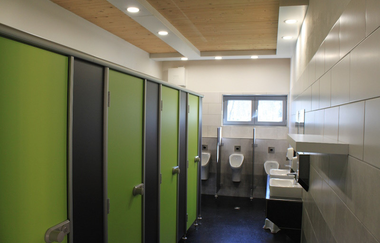 Naturcamping Braunsbach WC Herren | © Hohenlohe Schwäbisch Hall