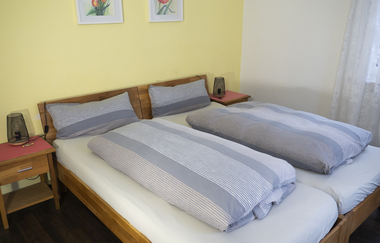 Dreibettzimmer in der Neckar-Koje | Neckarsulm | HeilbronnerLand | © Neckar-Koje