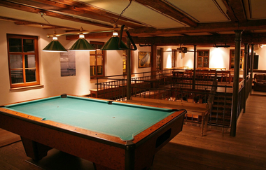 Pension Gasthof Traube in Untermünkheim: Billiard im Obergeschoss der Gastro | © Pension Gasthof Traube