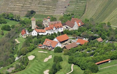 Schloss Liebenstein mit Golf- & Landclub | Neckarwestheim | HeilbronnerLand | © Schloss Liebenstein | Gemeinde Neckarwestheim