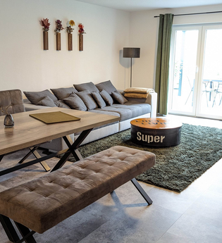 Wohnzimmer der Ferienwohnung in Pfedelbach | © Hohenloher Perlen