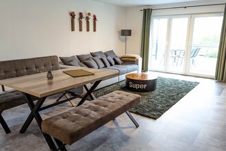 Wohnzimmer der Ferienwohnung in Pfedelbach | © Hohenloher Perlen