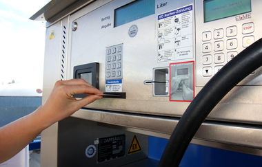 Stromsäule beim Goldschmitt Technik Center in Walldürn / Odenwald | © Goldschmitt techmobil GmbH