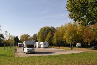 Schöner Wohnmobilstellplatz im Kurgebiet mit naheliegendem Schwimmbad und Park | Bad Rappenau | HeilbronnerLand | © BTB Bad Rappenau