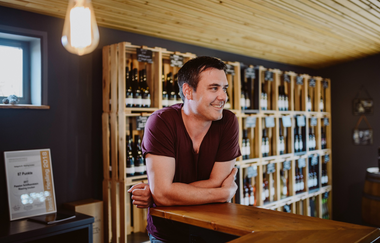 Winzer Johannes Schönbrunn | Weingut Schönbrunn | Erlenbach | HeilbronnerLand | © Weingut Schönbrunn