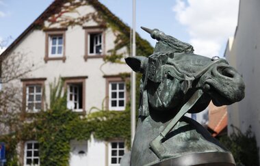 Abendlicher Ortsrundgang in Mingolsheim