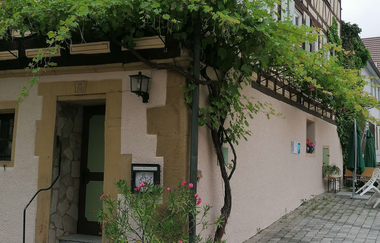 Außenansicht der Besenwirtschaft Weingut Aries | Widdern | HeilbronnerLand | © Aries Wein.Gut