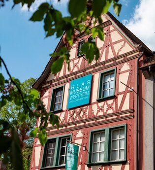 Ausstellung "Glas * Leidenschaft * Leben - 50 Jahre Glasmuseum" | © TOURISMUS REGION WERTHEIM GmbH