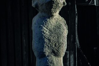 Skulptur Schützenberger, Ausstellung Mythos, Musik, Körper, Steinhauermuseum | © Stadt Eppingen