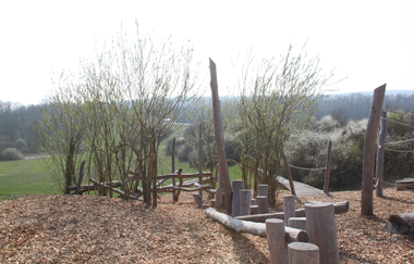 Bau einer Weidenhütte