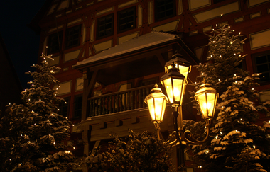 Marktplatz Besigheim in weihnachtlicher Beleuchtung | © Stadtverwaltung Besigheim