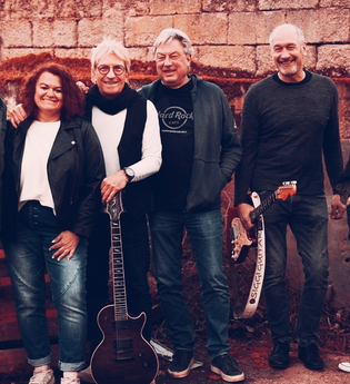 CRUNCHEM spielen live in Rocklegende | © Unbekannt