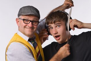 Dinner & Show mit Alois Gscheidle & Sohn „Das Pubertier“ | © Landgasthof Roger