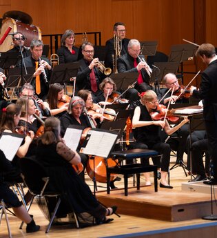 Ein Amerikaner in Paris – Benefizkonzert mit dem Sinfonischen Orchester Klangattacke | © Kristof Poggel, Rotary Club Heilbronner Land.