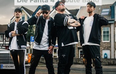Eppinger Festivalsommer 2026 - VIER GEWINNT Fanta 4 Tribute plus Vorband Cris Cosmo auf der Bühne im Weiherpark | © VIER GEWINNT Die Fanta 4 Tribute Band