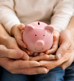 Finanzwissen für Familien: Alltag, Vorsorge und das neue Altersvorsorgedepot | © KI-generiert