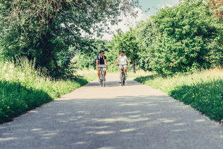 Radfahren um den Starkholzbacher See | © Hohenlohe + Schwäbisch Hall Tourismus e. V.