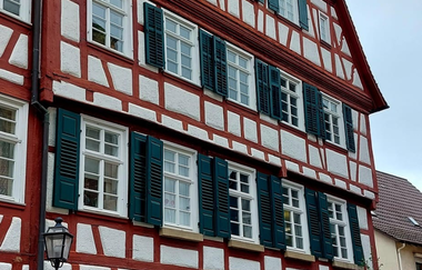 Geistliche Herren und fromme Stiftungen | © NZT