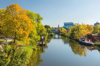 Heilbronn erleben - Zwischen Baumriesen und Baukunst - Die Bleichinsel