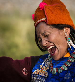 HIMALAYA - Gipfel, Götter, Glücksmomente | © Pascal Violo