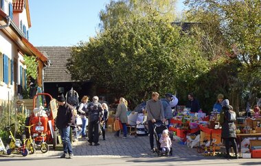 Hof und Garagen Flohmarkt Grantschen